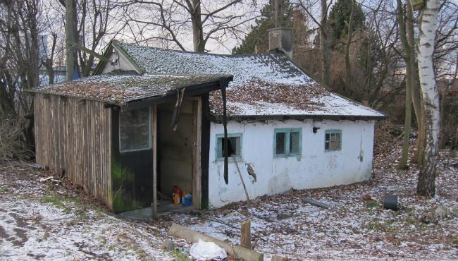 Kommunen hjælper med at fjerne faldefærdige huse